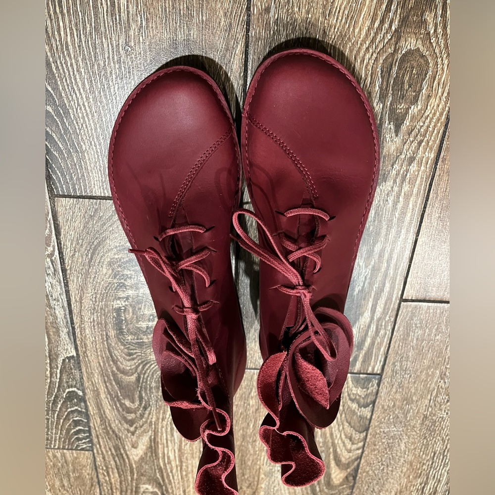 Loints of Holland Rosa lipstick red ankle bootie - Picture 3 of 15
